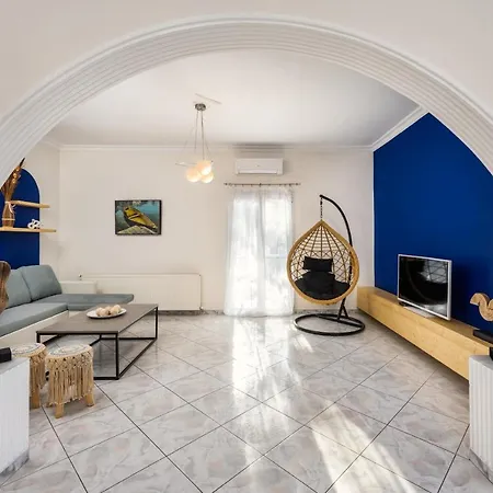 Modern 2 Bed In Downtown Of